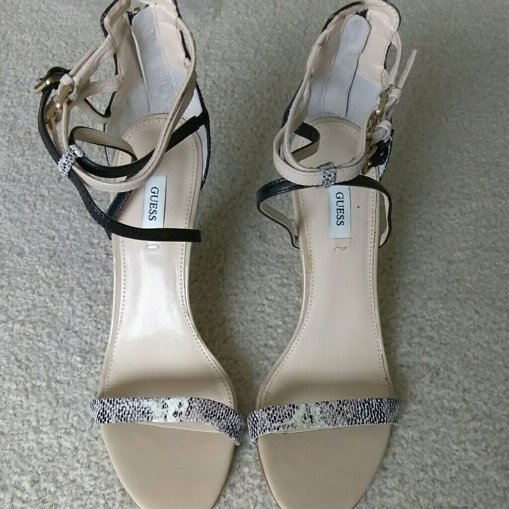 New GUESS Womens Laella Leather Open Toe Casual St